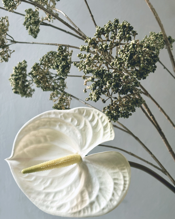 The Sculptural Bouquet