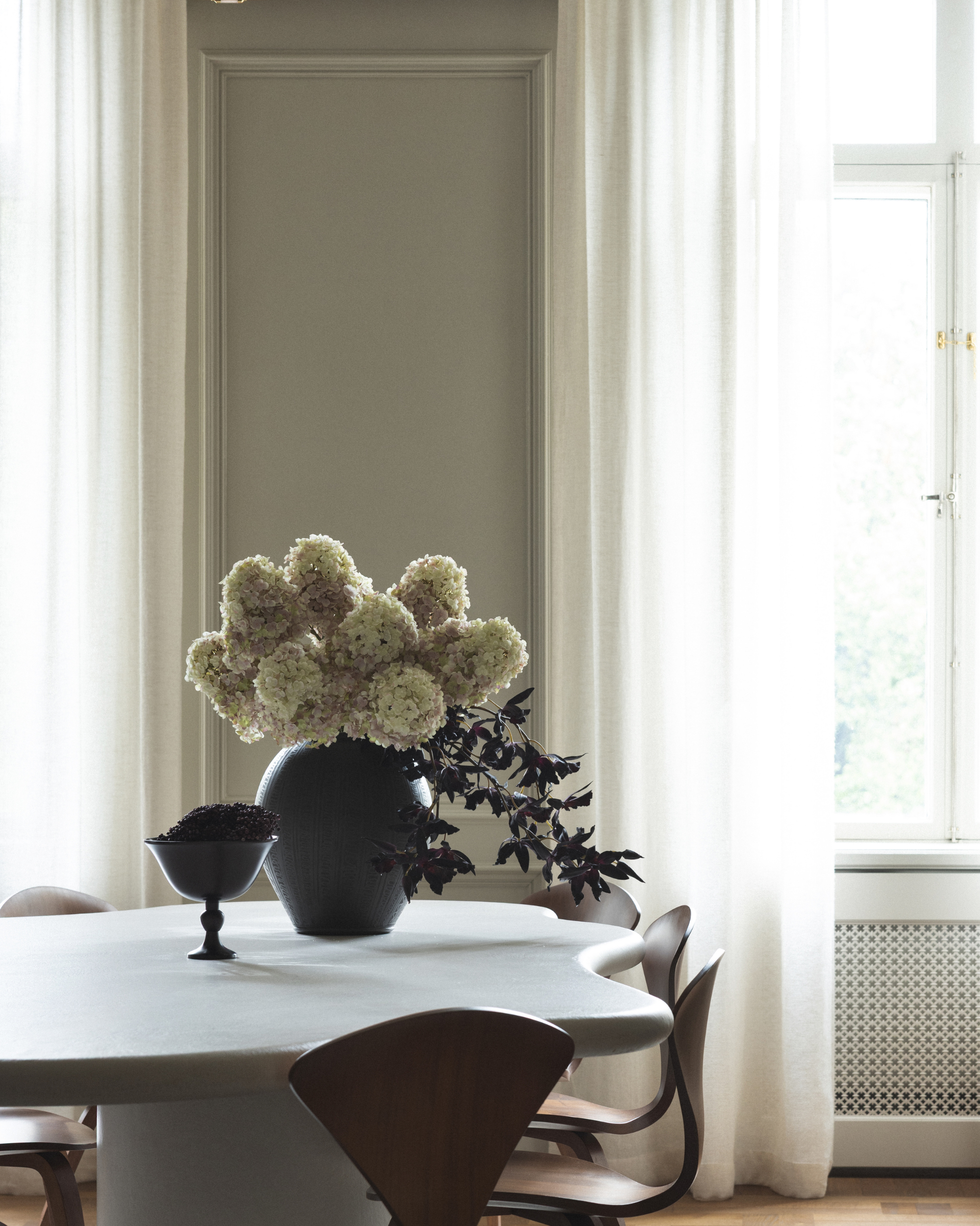 The Cloud-Like Bouquet